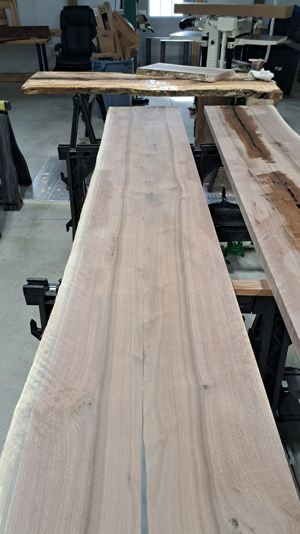 keystone walnut dining table behind the build photo 4